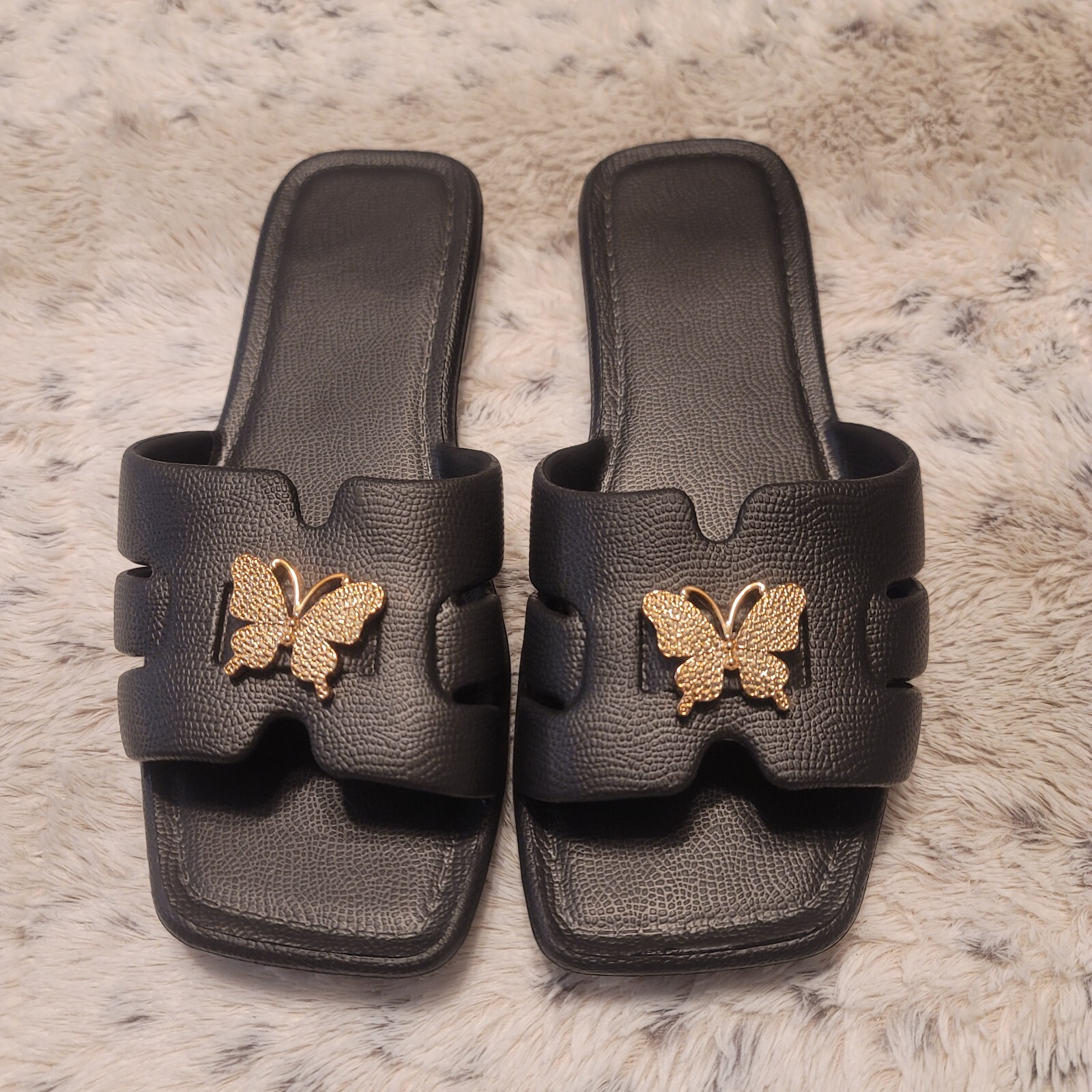 Sandal