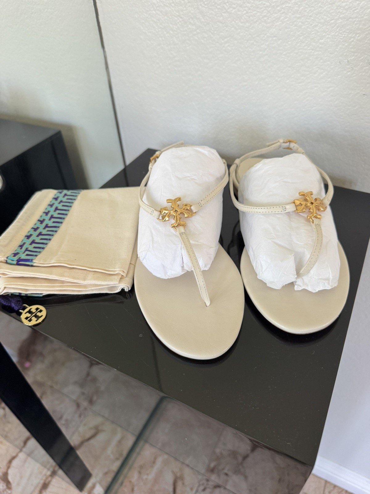 Tory Burch Capri T-Straps Thong Sandals/ New Ivory/ US 7.5M/$195 NIB + shoe bag