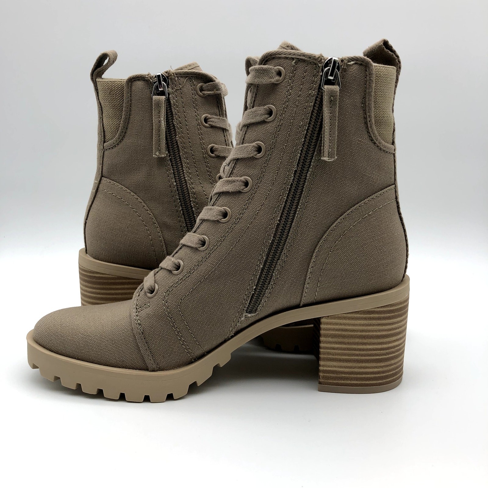 Dolce Vita Womens Combat Boots Size 10 Tan Canvas Stacked Heel NWOB
