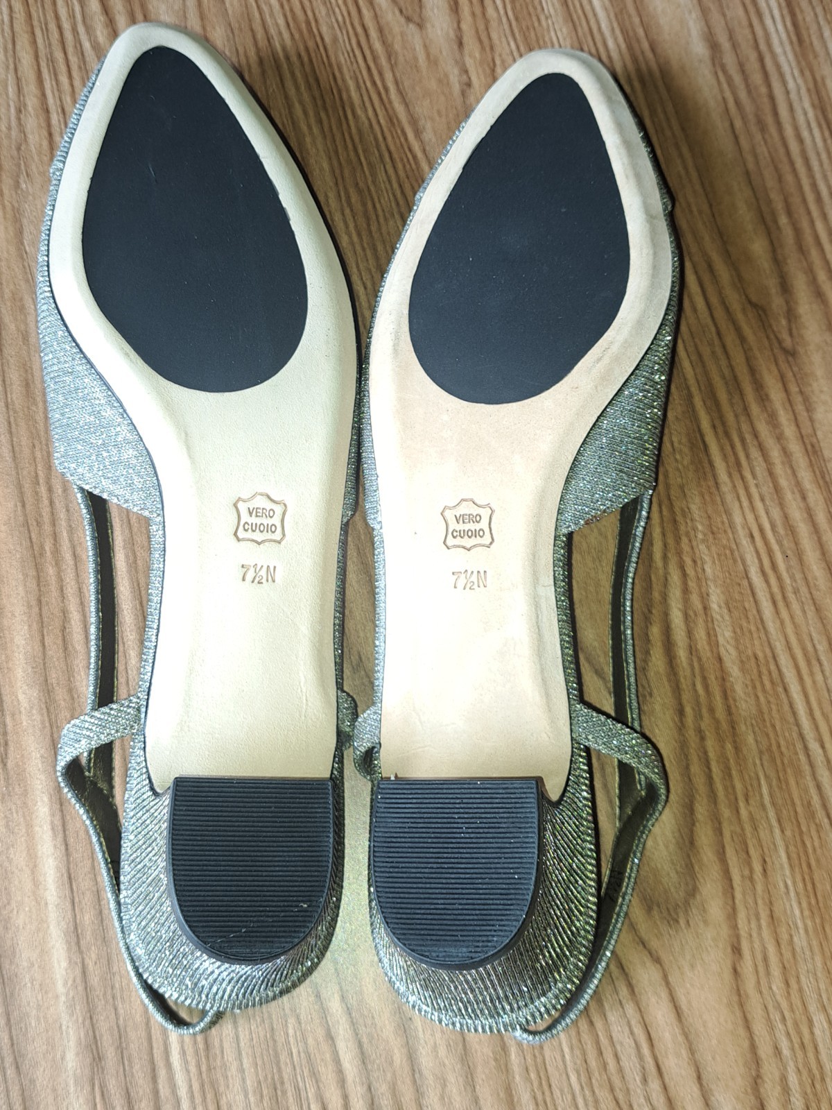 VANELi Di Notte Aliz Slingback Pumps Metallic Silver Cap Toe 7.5N Italy Preppy
