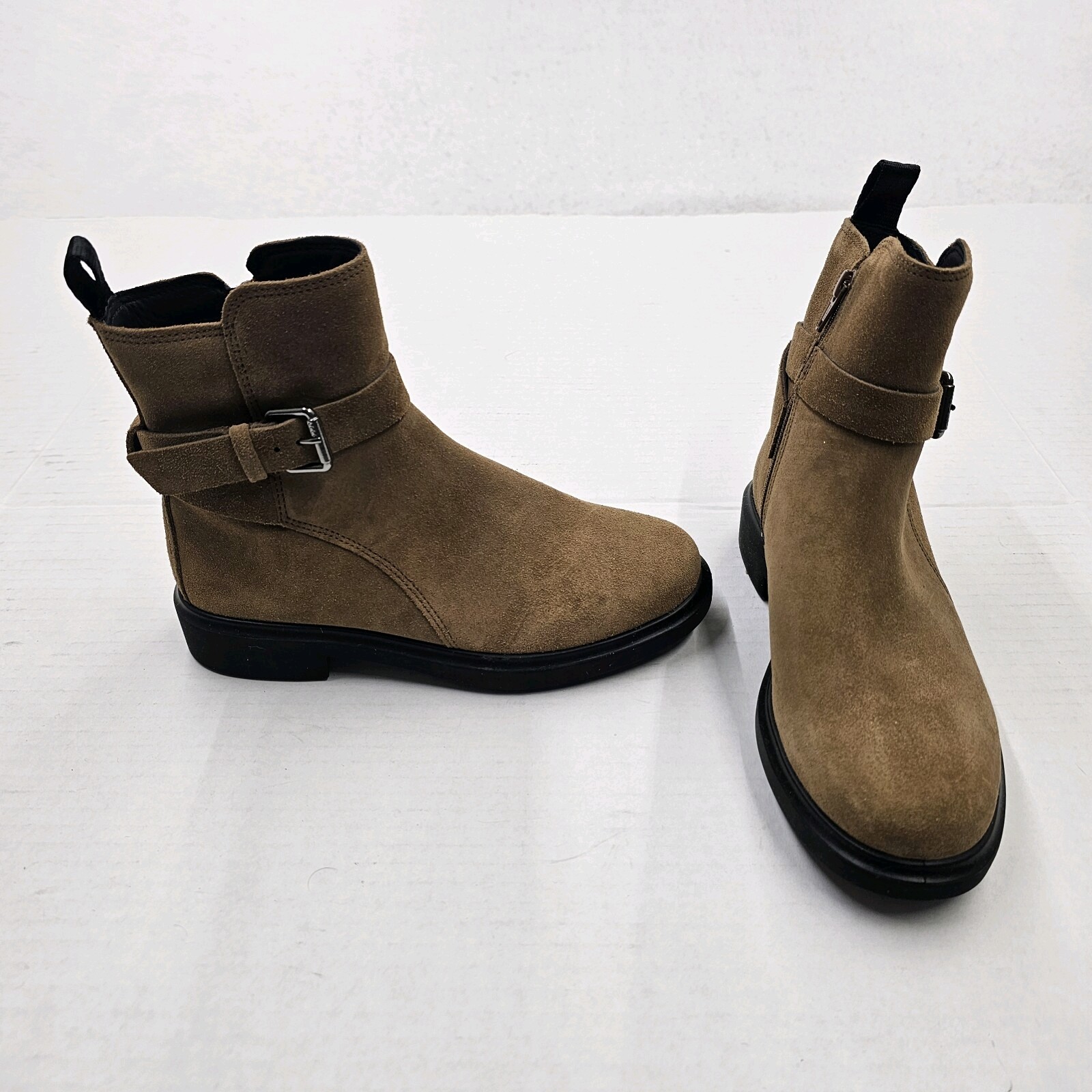 ECCO Women’s Sz 4-4.5 Amsterdam Waterproof Buckle Ankle Boots Camel Suede
