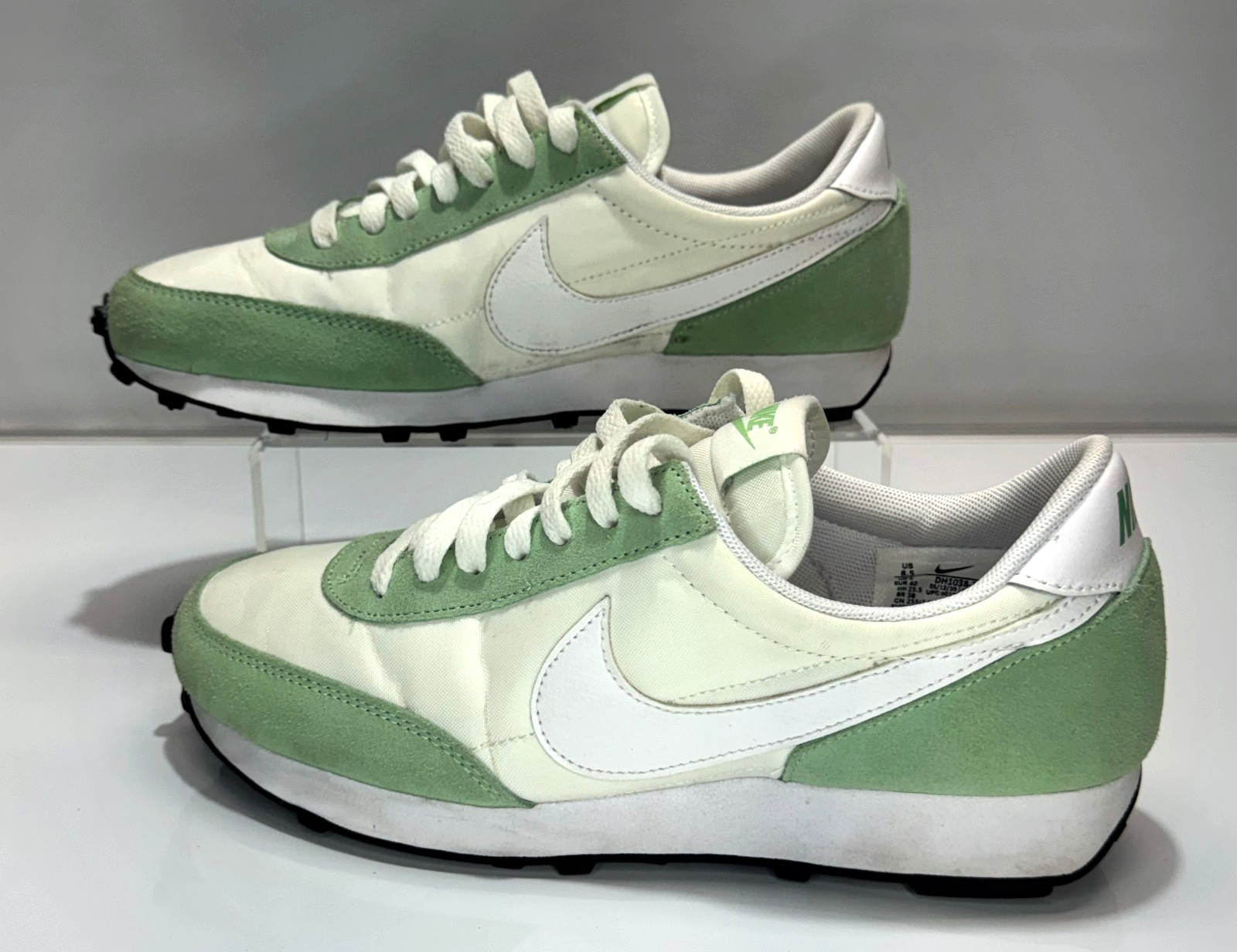 Nike Daybreak Enamel Green White Size 8.5 DH1038-300