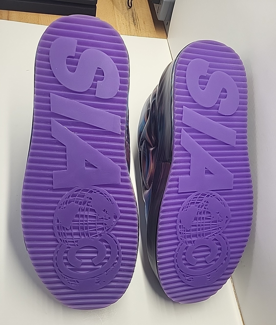 SIA Hologram Patent Leather Supacloud Sneaker Shoes US Size M11 W13 (Rare Drop)