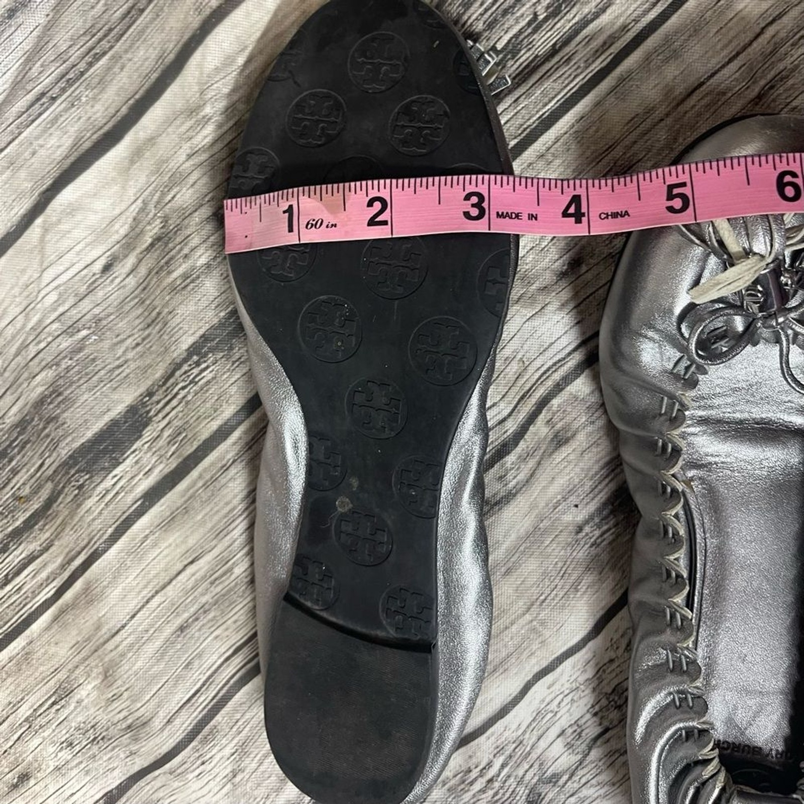 Tory Burch Leather Metallic Silver Flats Tassel Ballet Size Not Marked Read*