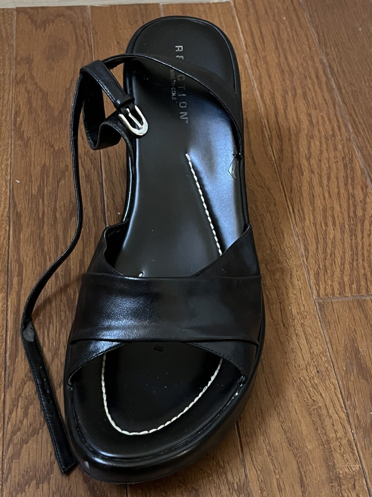 Rare Womens Kenneth Cole Black Leather Wedge Heel