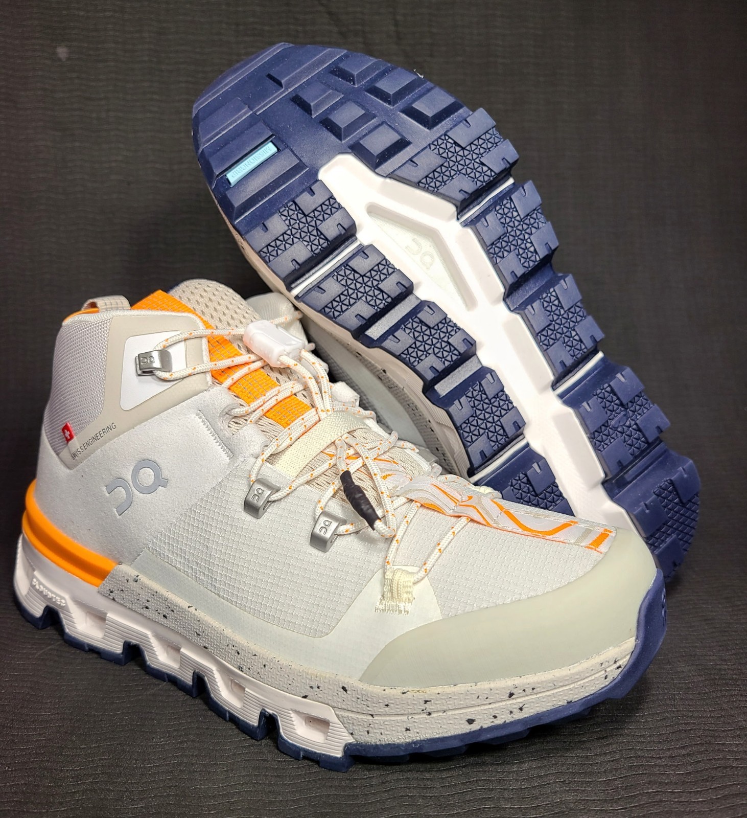 On Cloudtrax Mid Waterproof Frost White Orange Hiking Shoes Women’s US 5 EU 36