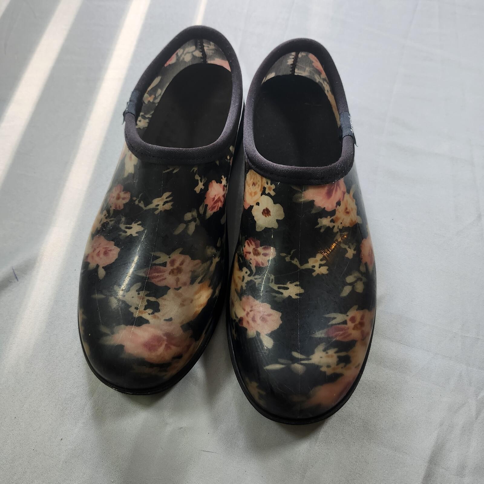 Asverd Floral Garden Shoes