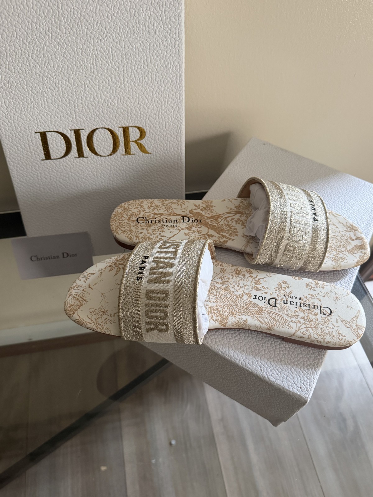 Christian Dior Cnvs Lurex Jardin d’Hiver Embroidered Dway Sandals Size 39 Tan