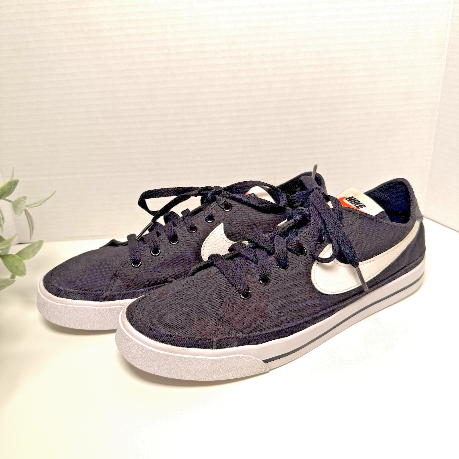 Nike Court Legacy Canvas Black & White Sneakers Shoes Womens Size 11 Streetwear