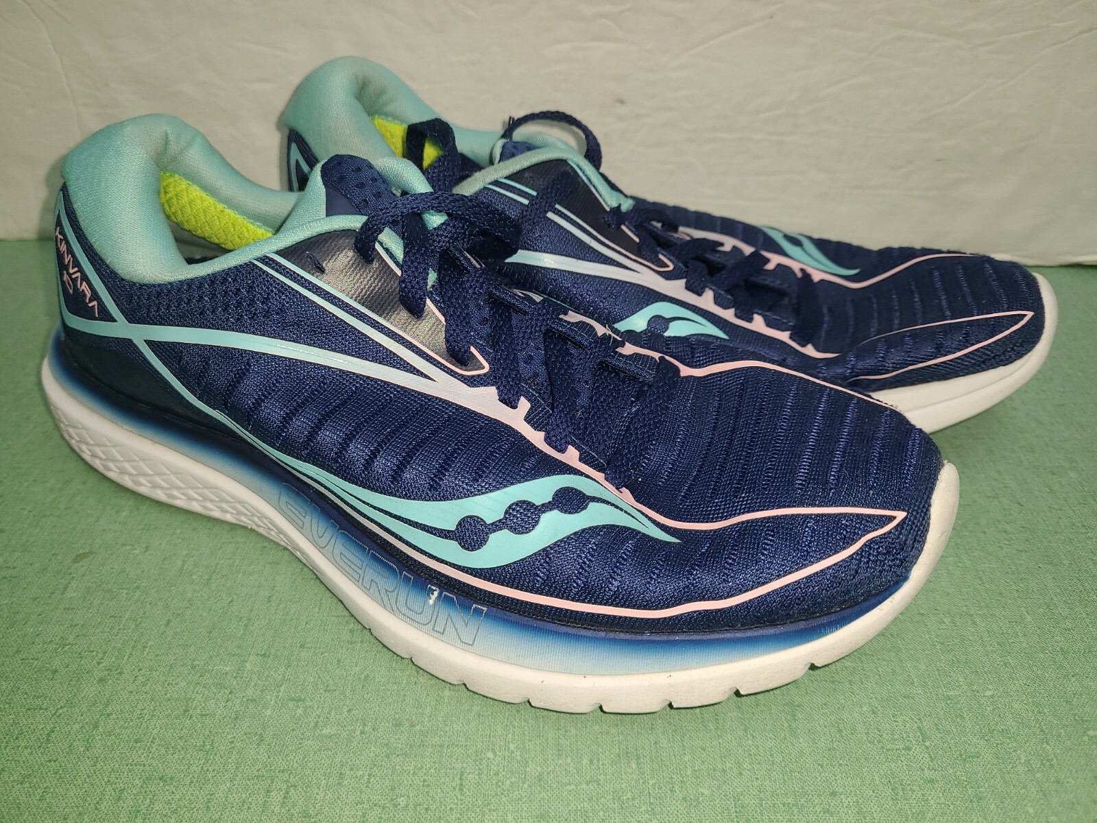 Saucony Womens Kinvara 10 S10467-1 Blue Mint Running Shoes Lace Up Size 7.5