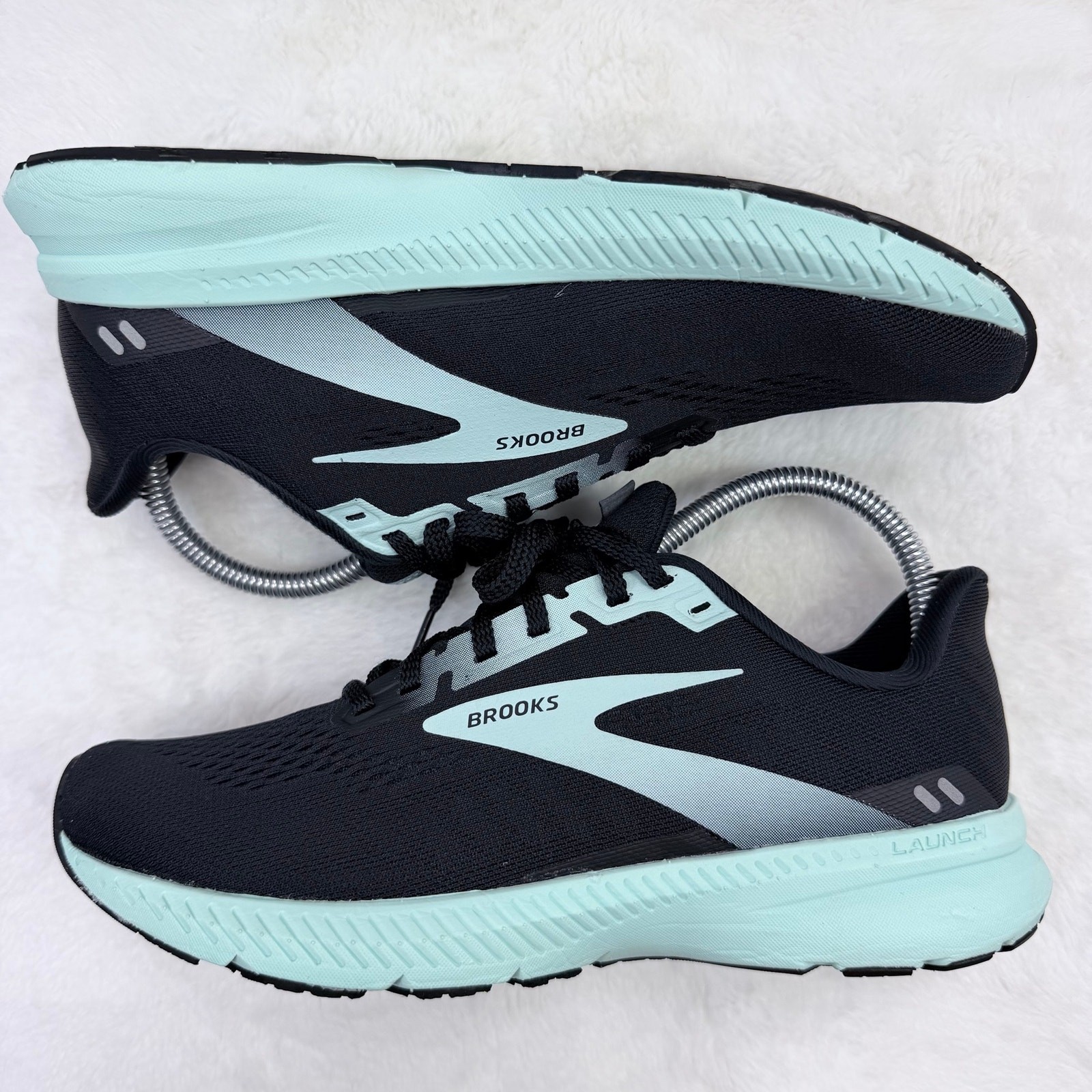 Brooks Launch 8 Womens Running Shoes Black Mint Size 8 Athletic Sneakers Shoe