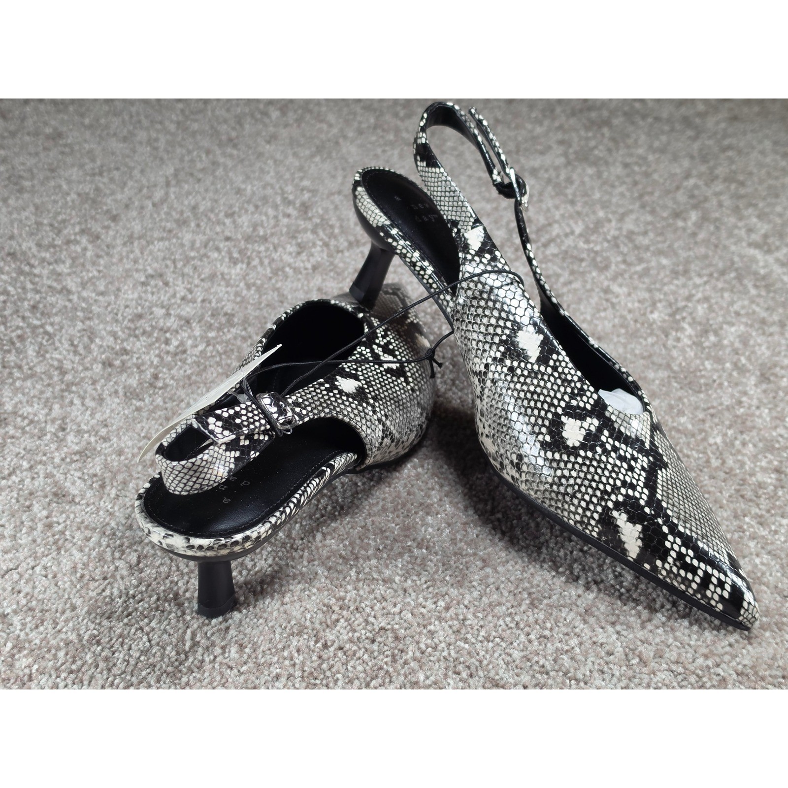A New Day Samantha Snakeskin Slingback Kitten Heels Cream Black Size 8 NEW