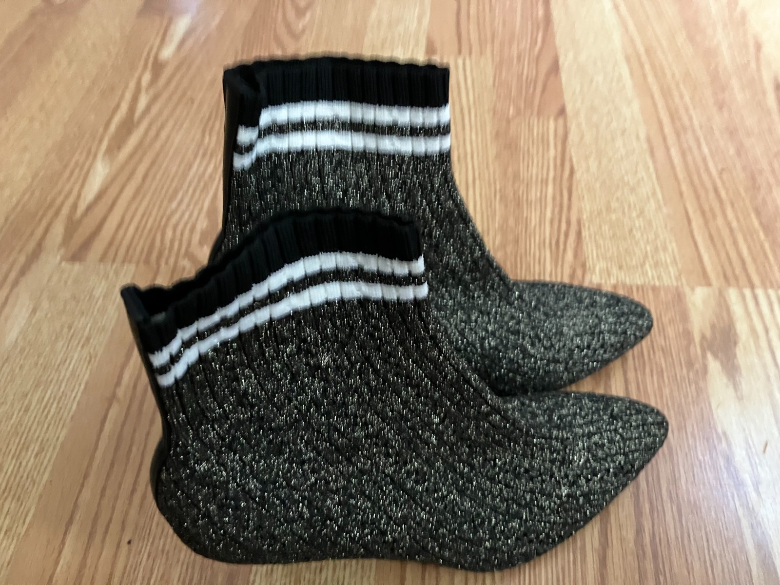 NWT STUART WEITZMAN WAVERLY Metallic Knit Sock Bootie Boots Size US 7.5M $575.00