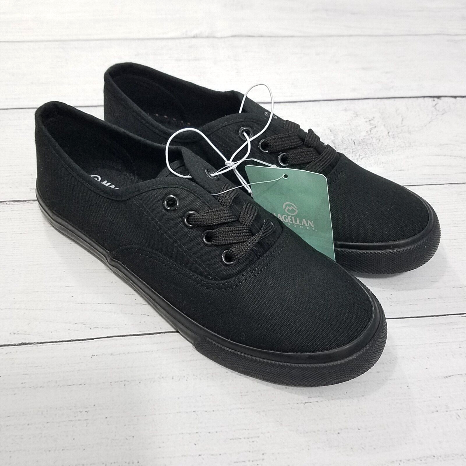 Magellan Outdoors Women’s Canvas Sneakers Size 9 Black