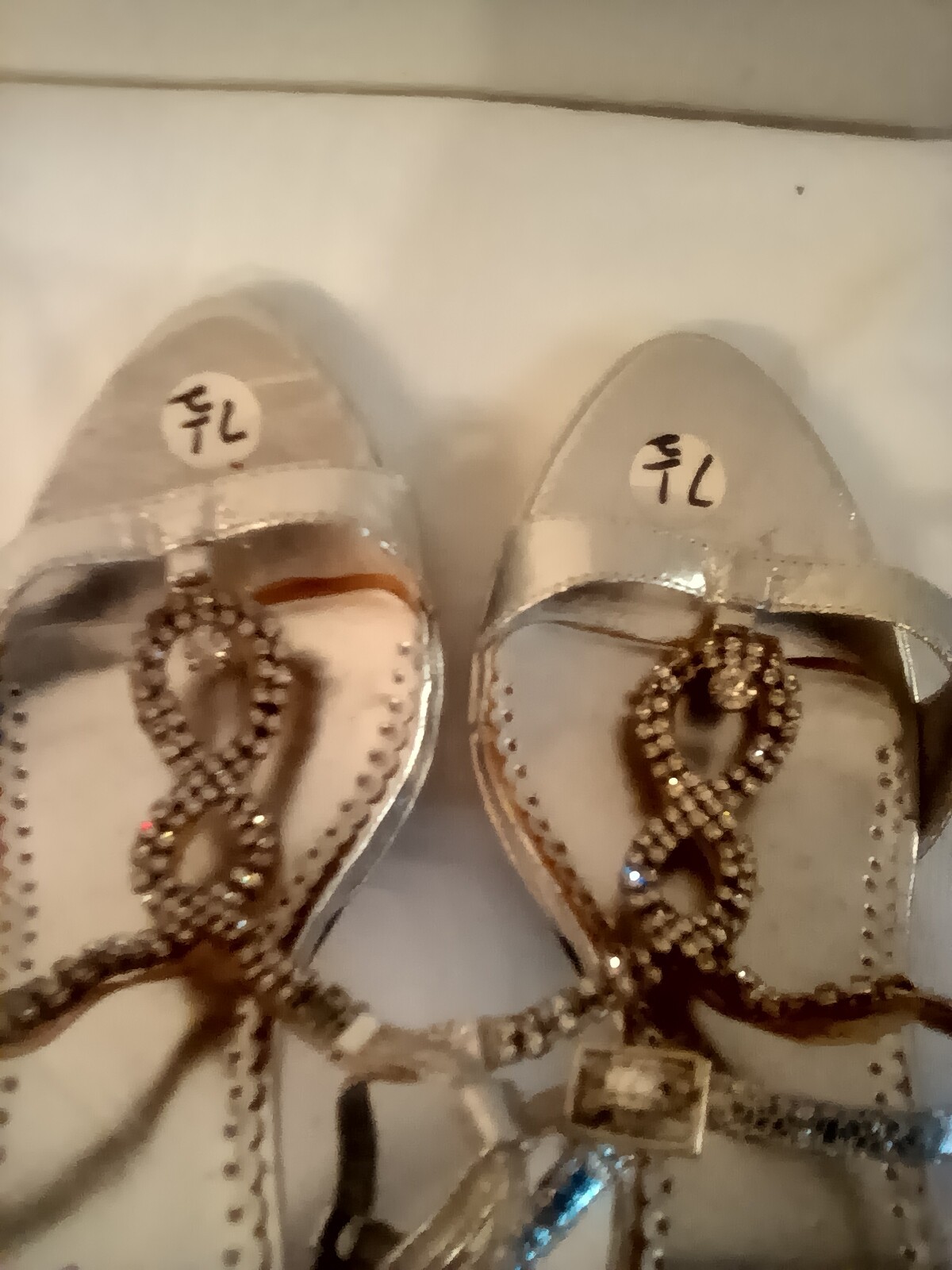 Rasolli silver t-strap slingback heels 7.5M 3″ heel rhinestones buckle man made