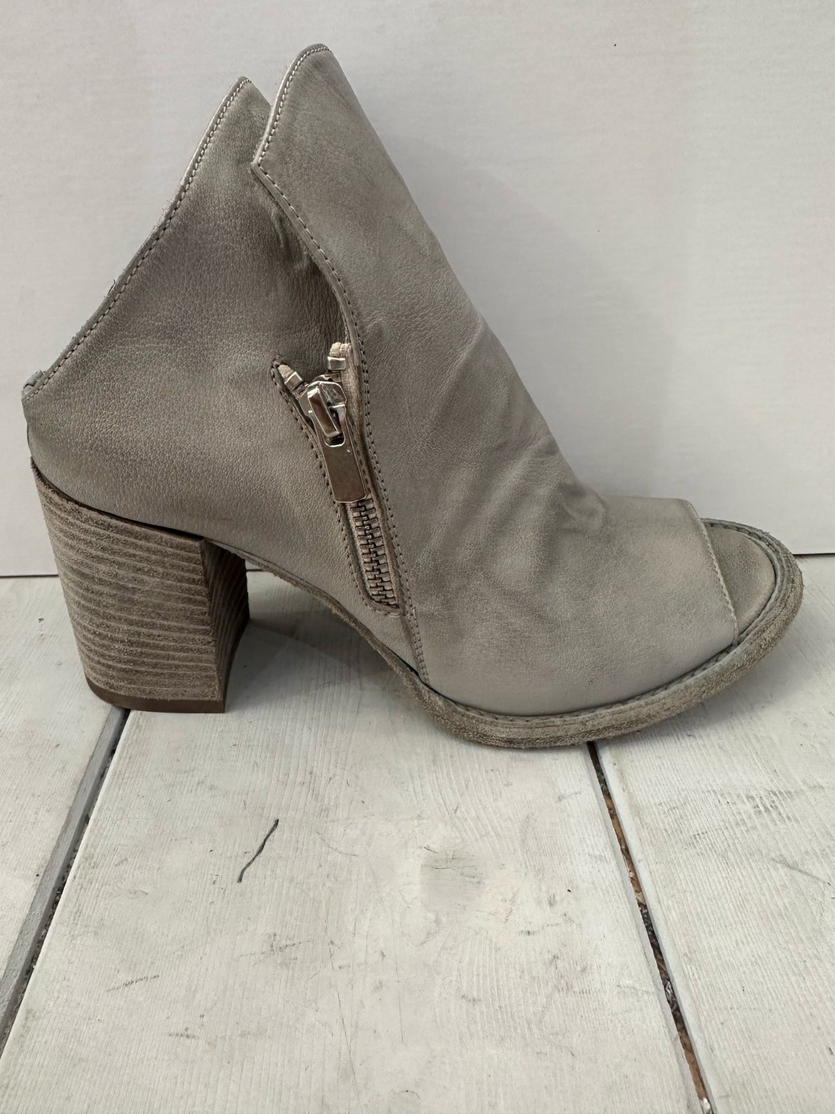Officine Creative Ankle Boots Genuine Leather Woman SizeEu37 Beige Heel 3 1/8in