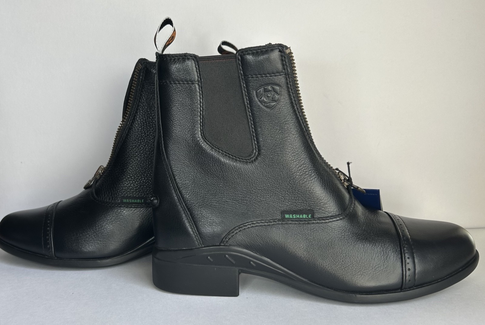 NWT Ariat Women’s Heritage Breeze Zip Paddock Boots Black Leather 9.5