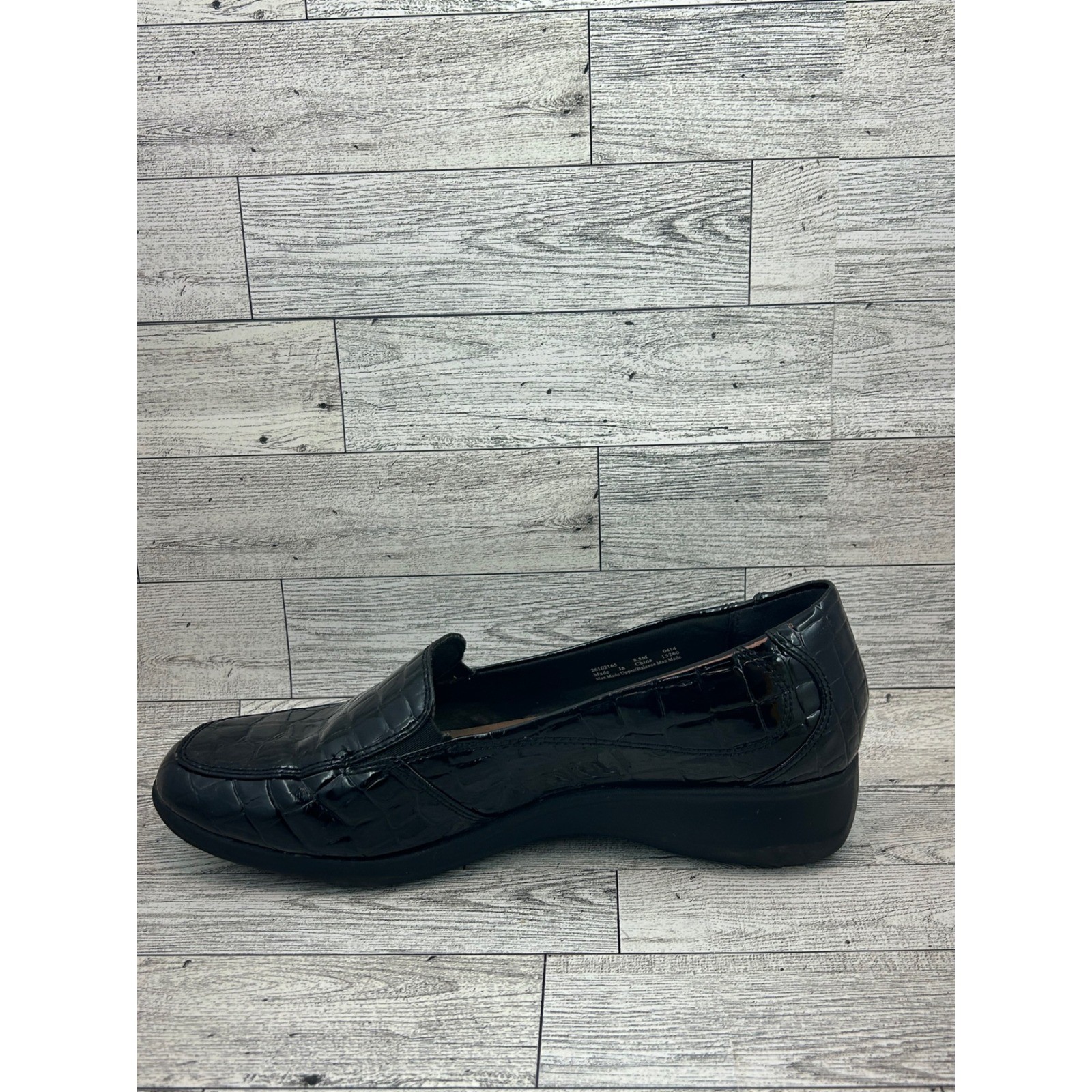 Clarks Collection Black Croc Embossed Leather Loafers Comfortable Womens 8.5M