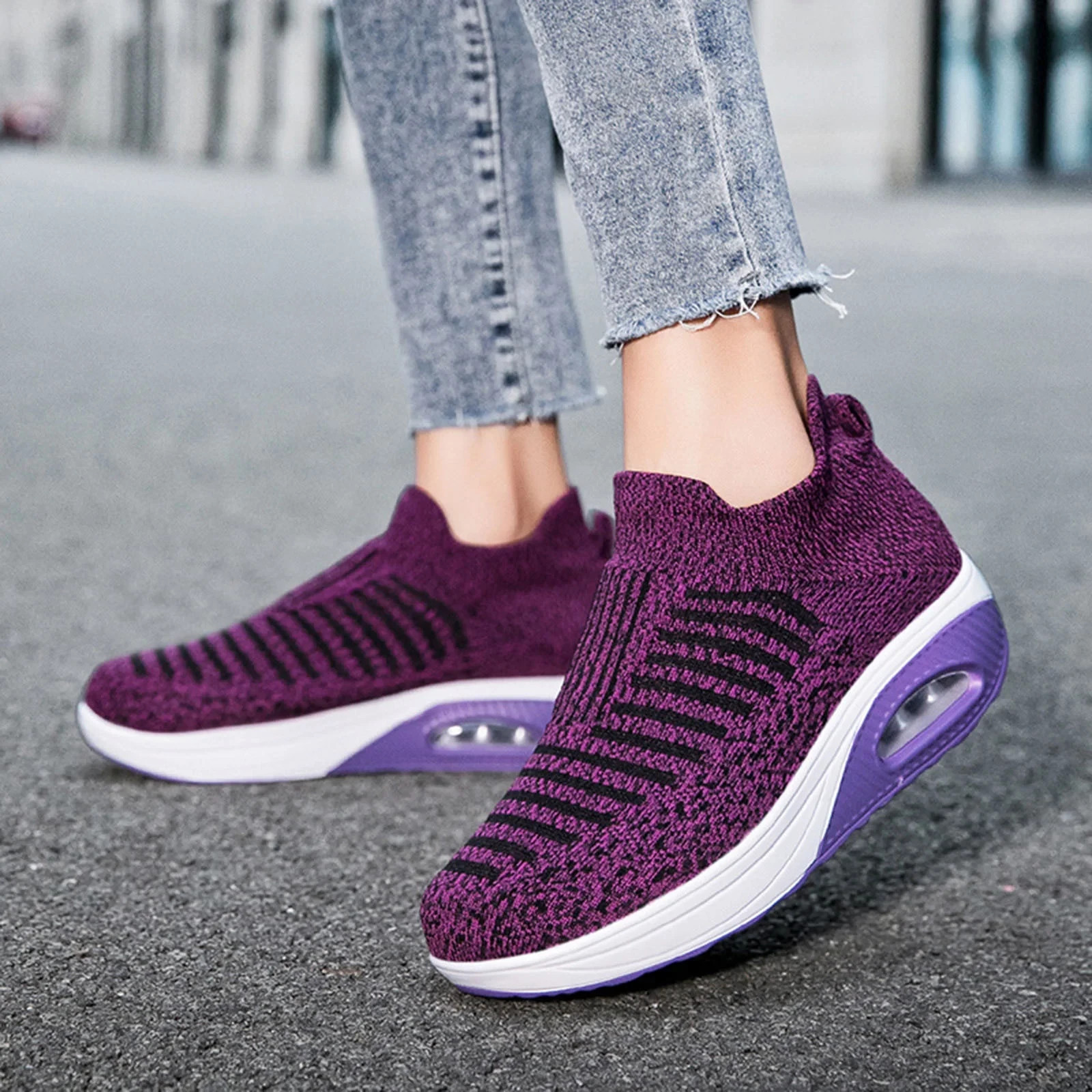 Women’s Breathable Lightweight Slip-On Sneakers with Air-Cushioned Comfort 6.5