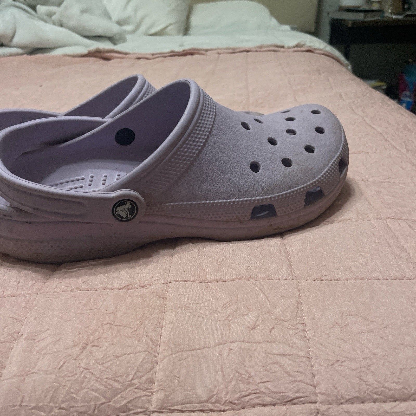 Crocs Purple Classic Clog Sandals Slip-On Unisex Adults US 10 Rubber Logo