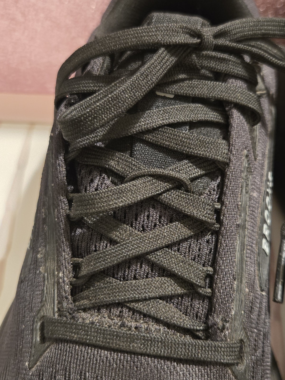 Brooks Revel 8 Black Gum Women’s Running Shoes Size 7.5 Medium 1204561B072