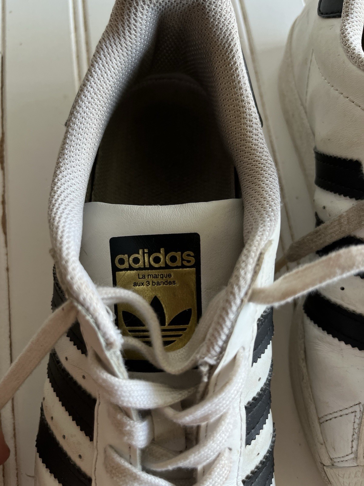 Adidas Superstar Shoes Women’s 8.5 White Black Gold Originals Sneakers FV3284