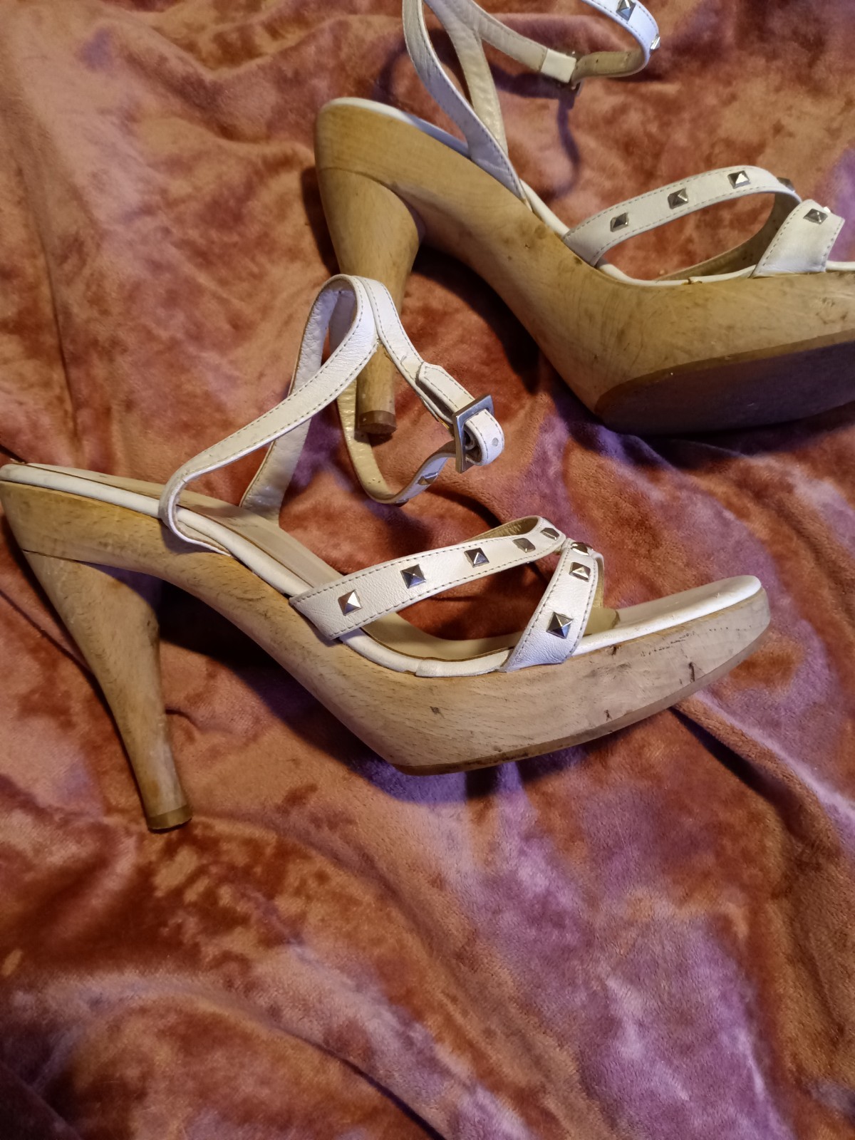 Versace Jeans Couture White Platform Sandals Women’s Size 38 US 8