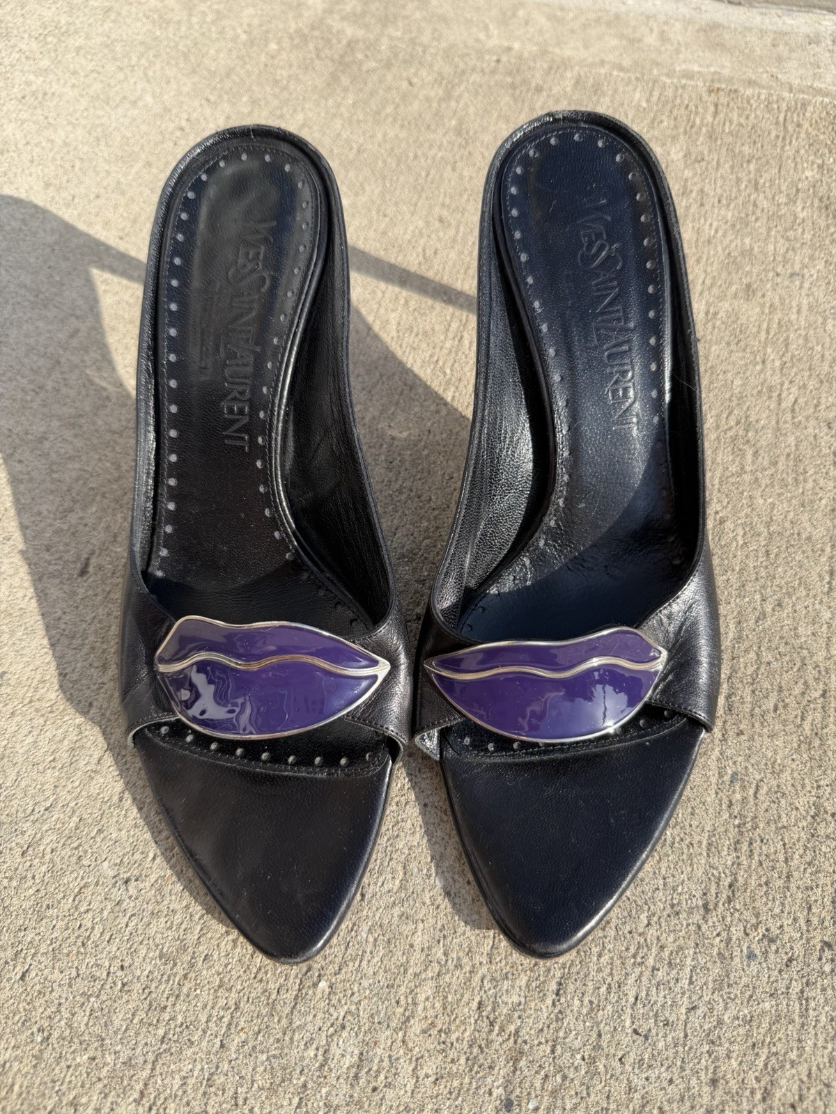 S/S 2003 YSL by Tom Ford Black Leather Pointed Toe Mule Heels Dali Lips US 7.5