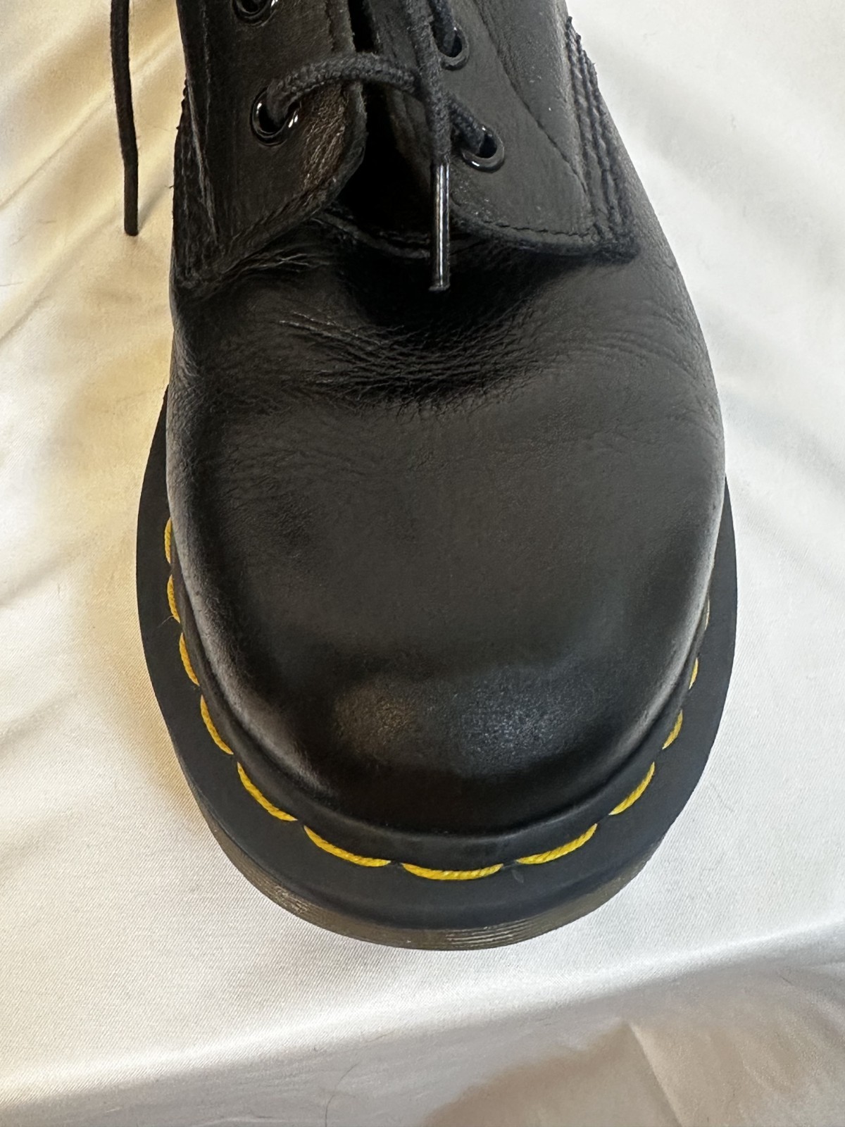 Dr. Martens Pascal 1460 Virginia Leather Boots for Women, Size US 7 – Black -…