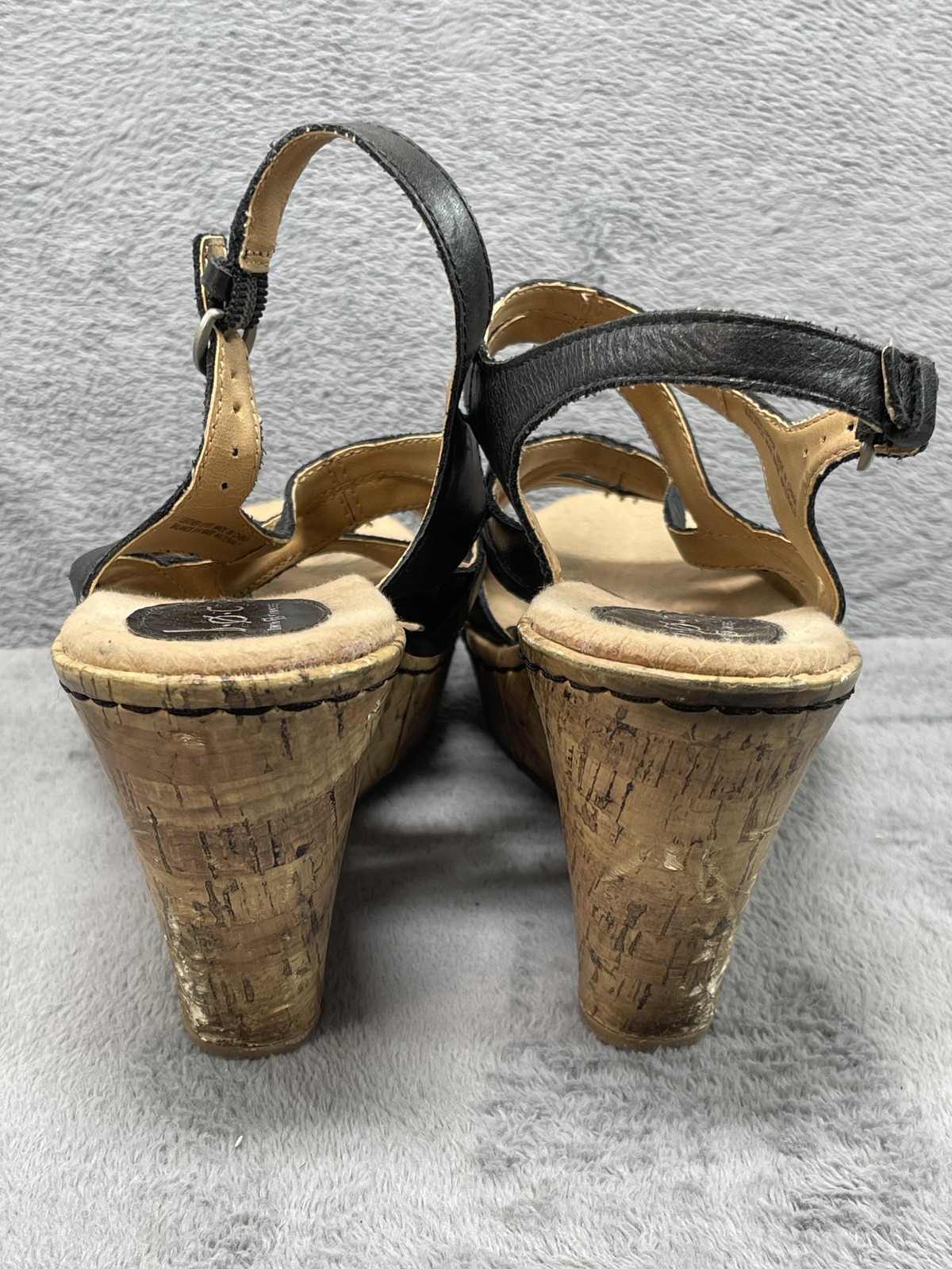 B.o.c Sandals Womens Size 9 Black Faux Leather Strappy Wedge Platform C67403