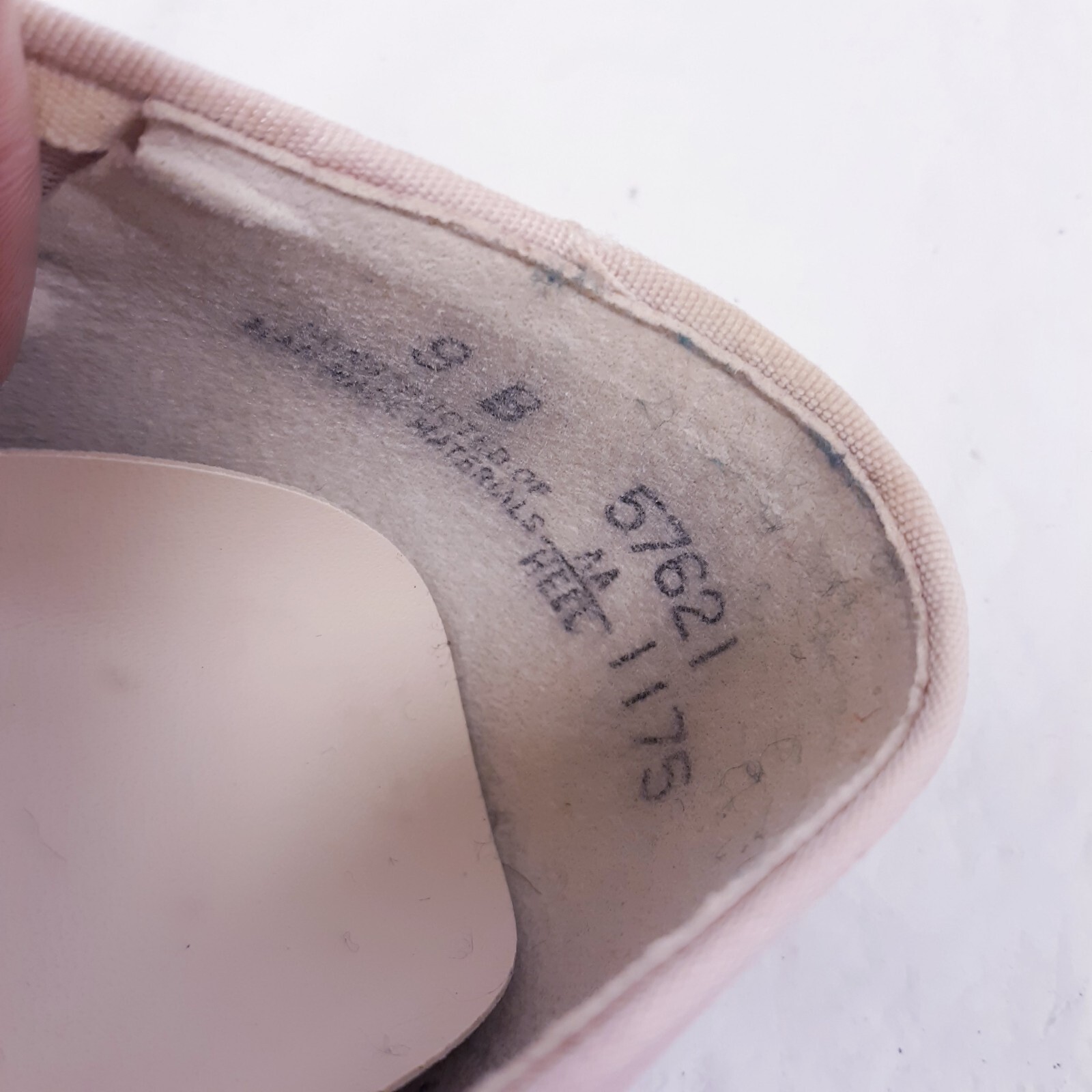 Dyeables heels Women’s Pump, Pink, Size 9B with purse #1175