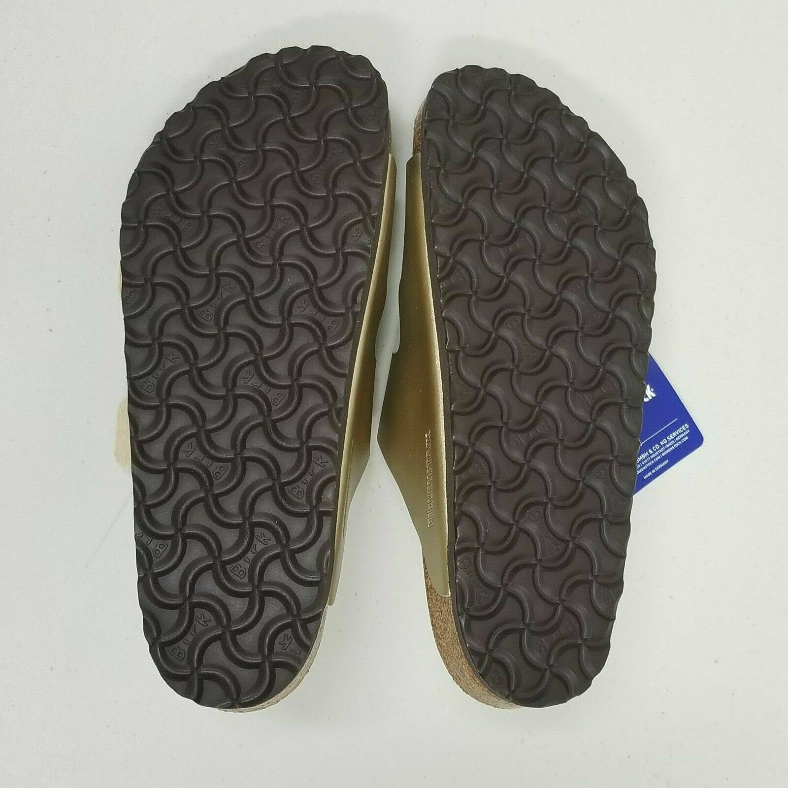 Birkenstock New with Box Arizona Gold Birko-Flor Regular Width – Select Size