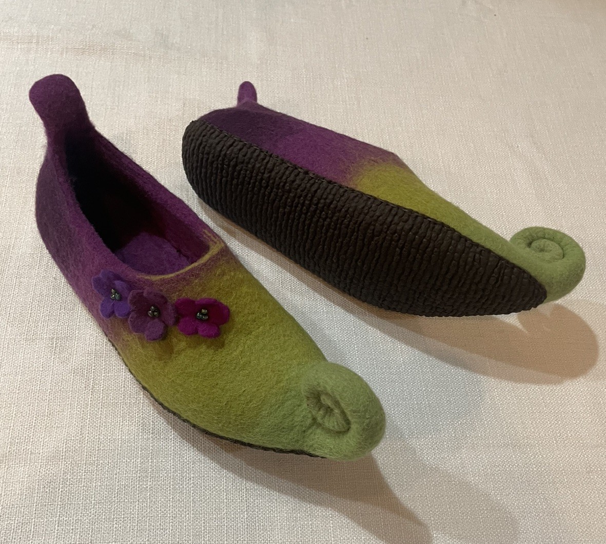 Zavesfelt Fairy/Elf Shoes Women’s US 8.5-9.5 Felted Wool Handmade in Lithuania