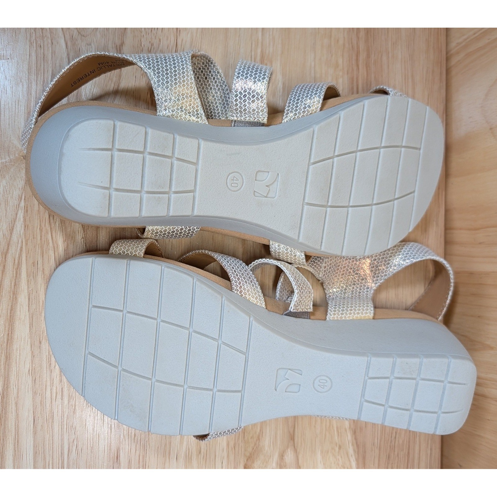 Revere Casablanca Metallic Interest Silver Wedge Sandals Womens 9M Orthotic