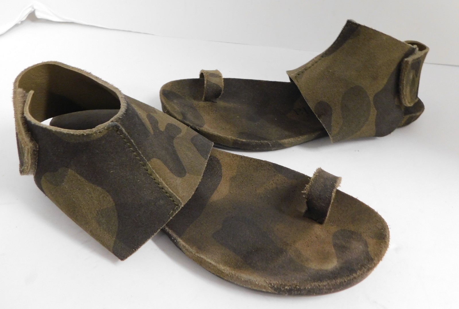 Pedro Garcia Vania Toe Ring Fussbett Camo Leather Sandals $540rt sz 38