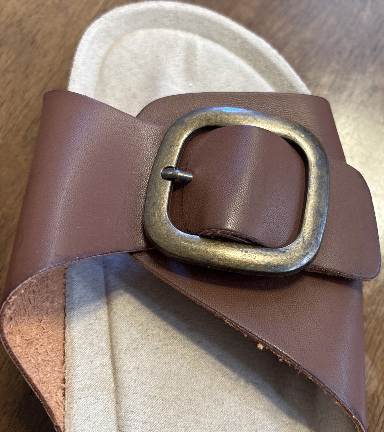 Sugar Zerri Faux Brown Leather Slip On Slide Sandals Metal Buckle Women’s Sz 10