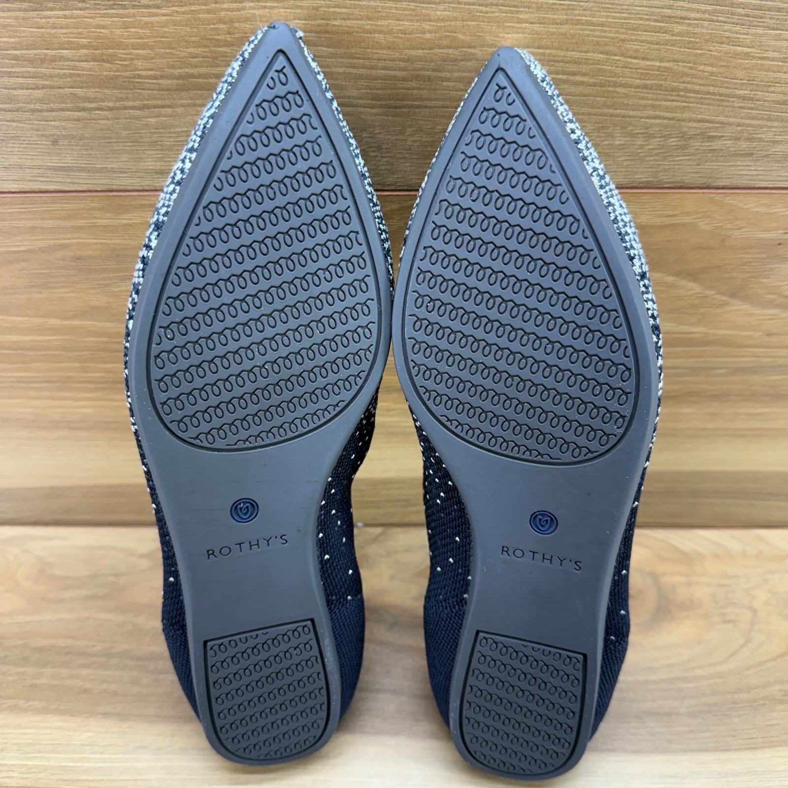 Rothys Point Flats Midnight Sparkle 9.5 Modern Minimalist Casual Office