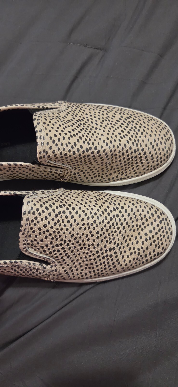 Time and Tru Women’s Slip-On Memory Foam Shoes Size 9
