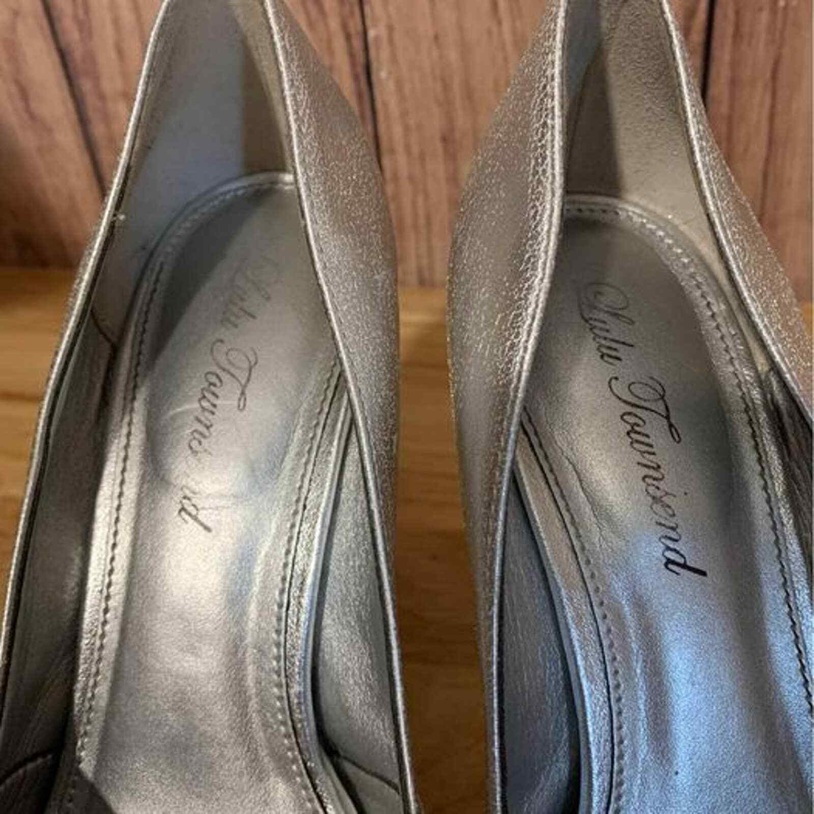 Lulu Townsend Silver Glitter High Heels Size 8