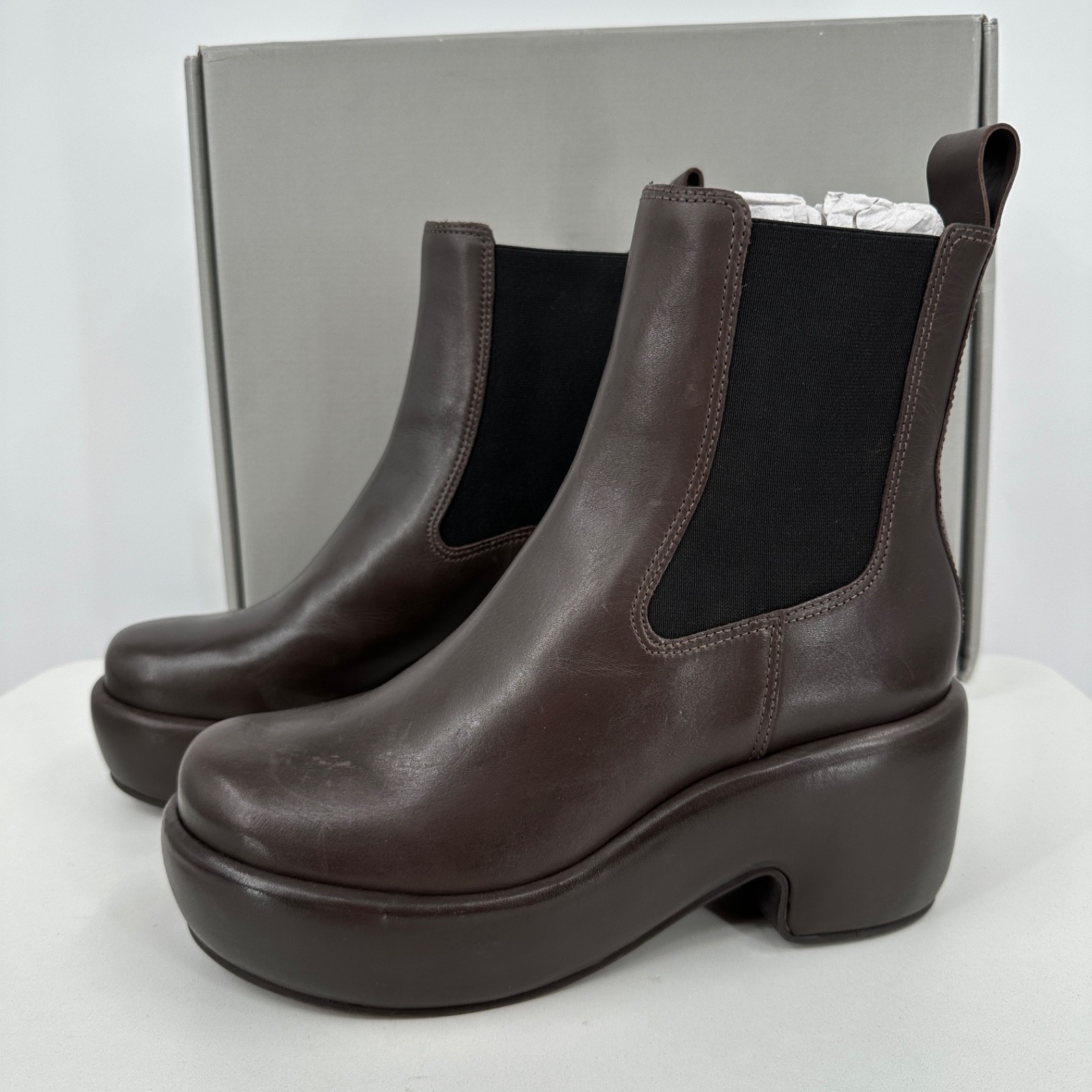 Everlane The Puffa Boot in Dark Brown size 9 Chelsea Ankle 3.25″ Chunky Platform