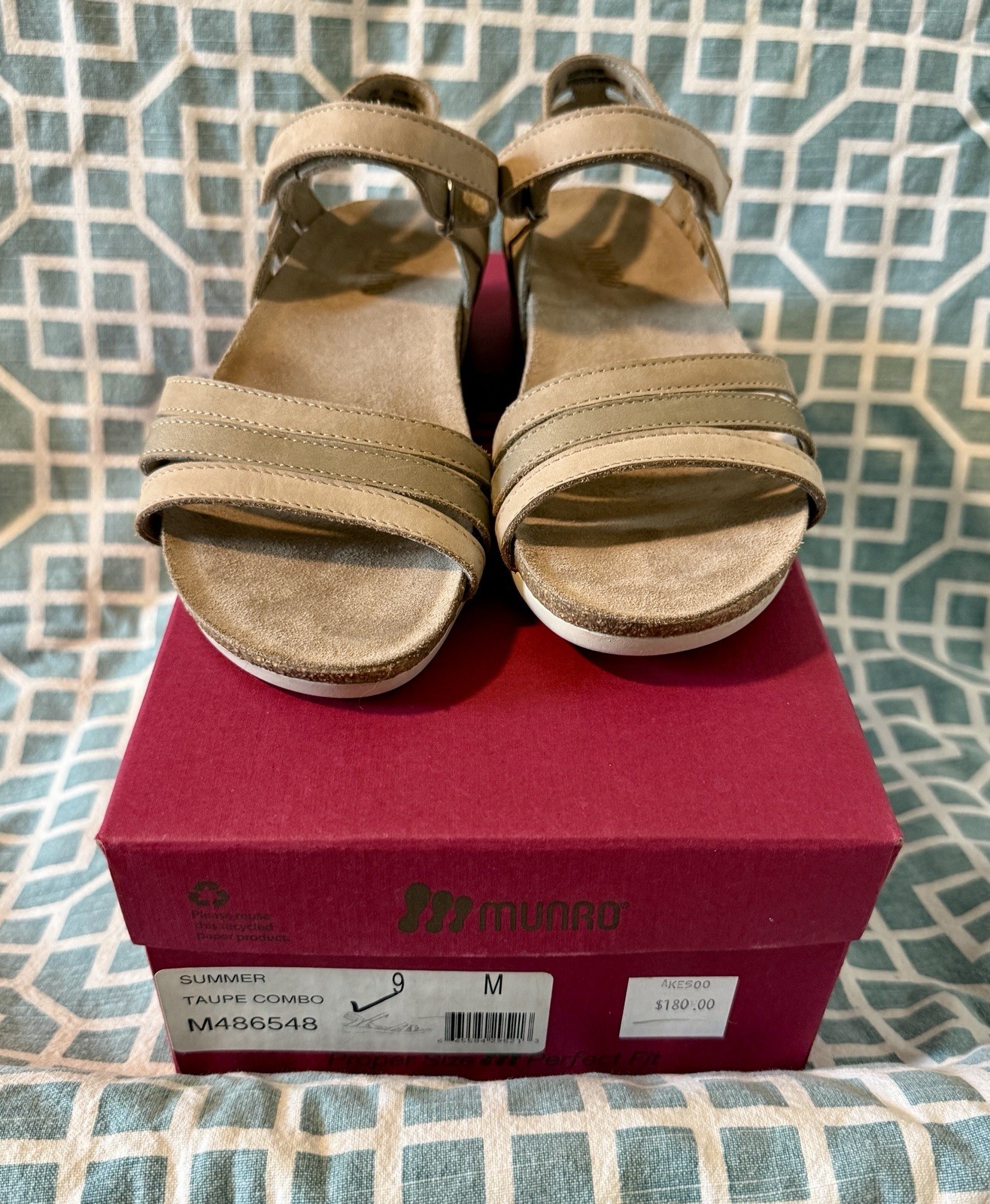 Munro Summer Size 9M Taupe Combo Sandals With Adjustable Ankle Strap
