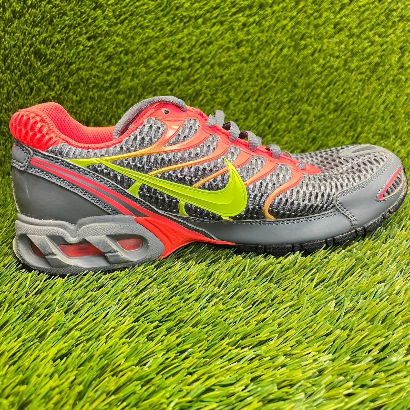 Nike Air Max Torch 4 Womens Size 8.5 Gray Pink Athletic Running Shoes Sneakers