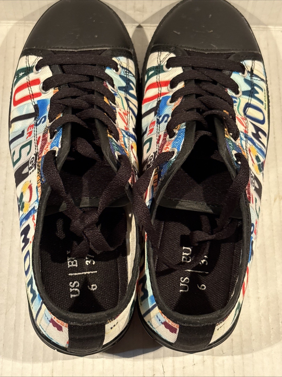 Autism Mom Low Top Sneakers Women’s Shoes Size 6 Autism Awareness Multicolor