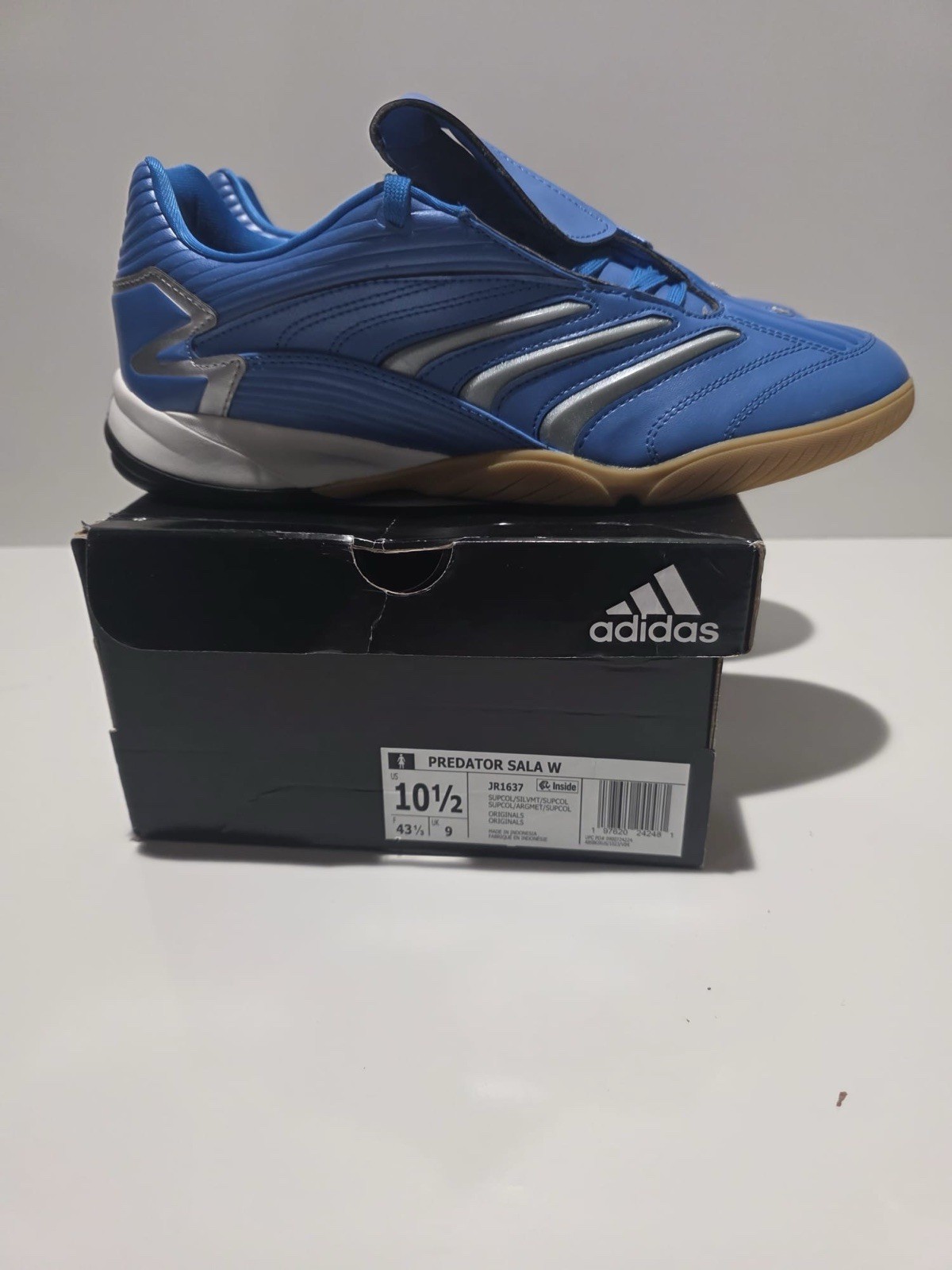Adidas Predator Sala Women’s Running Athletic Sneakers Size 10.5 Blue