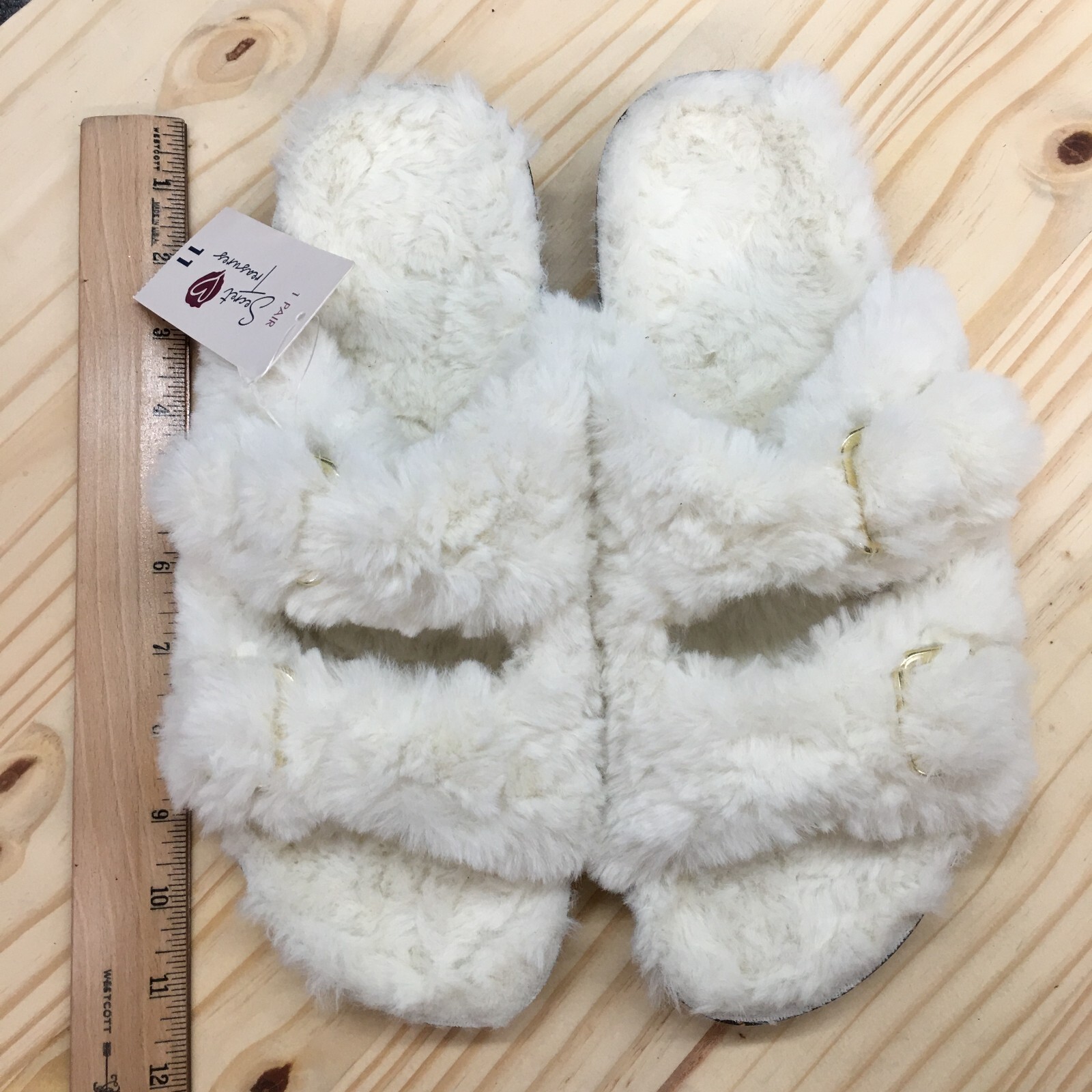 Secret Treasures Slippers Womens 11 Luxe Slip On Slide White Faux Fur Casual NEW