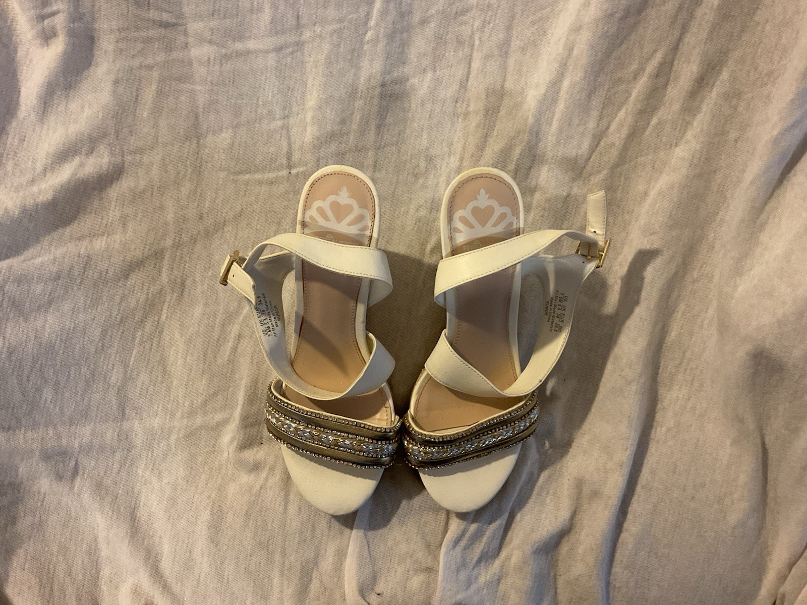Fergalicious Womens White Wedge Sandals Rhinestone Strappy Buckle US 7.5