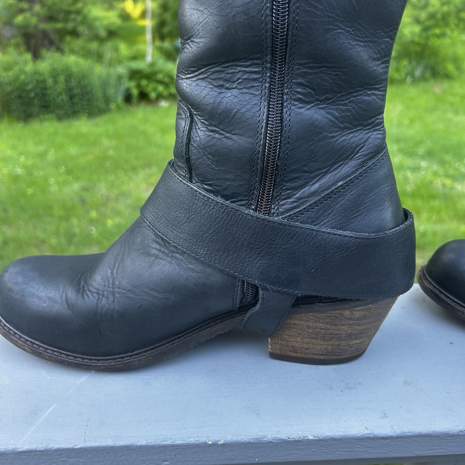 John Fluevog Adriana Luna Tall Buckled Leather Riding Boots *SEE SIZE NOTES!*