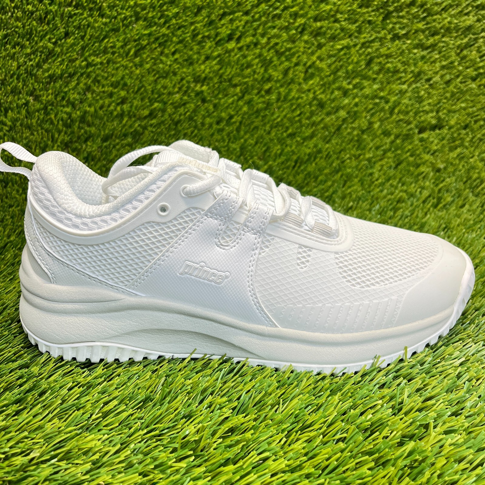 Prince Venom Womens Size 8 White Gray Athletic Running Tennis Shoes Sneakers
