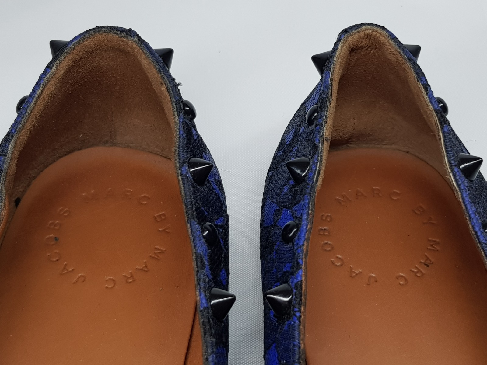 Marc by Marc Jacobs Mouse Spike leather ballet flats, blue and black. Size 39
