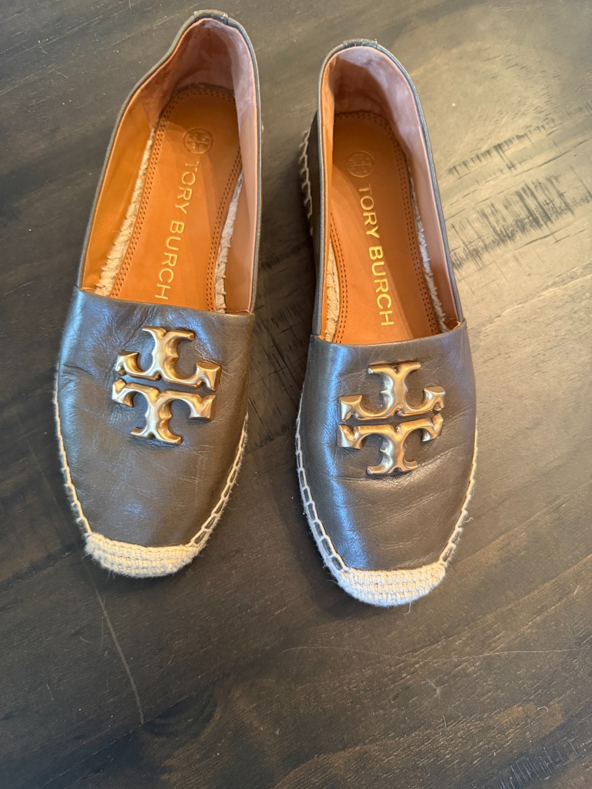 Tory Burch Women’s Green Leather Eleanor Tonal Logo Espadrilles Shoes Size 7